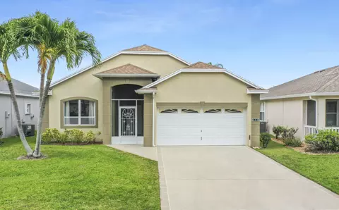 980 NW Tuscany Dr, Port Saint Lucie, FL 34986