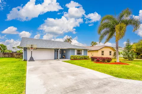 4270 SE Boxleaf Pl, Stuart, FL 34997