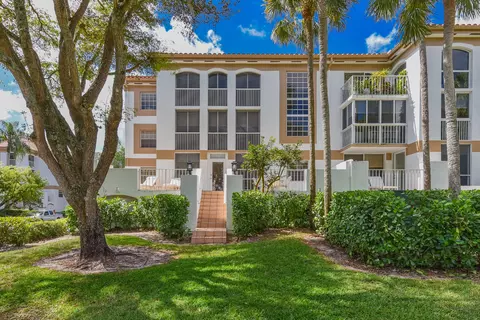 7370 Orangewood Ln #108, Boca Raton, FL 33433