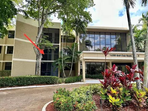 16200 Golf Club Rd #206, Weston, FL 33326