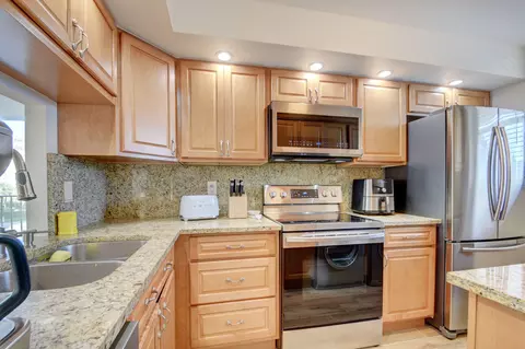 3545 S Ocean Blvd #317, South Palm Beach, FL 33480