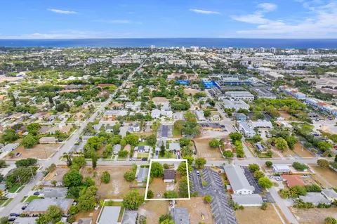 120 NW 6th Ave, Delray Beach, FL 33444