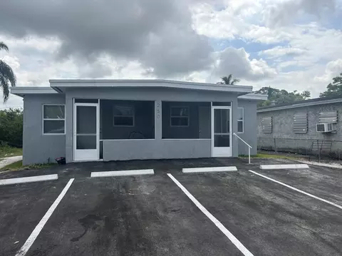 250 NW 12th Ave #1, South Bay, FL 33493