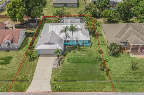 1064 SW Castaneda Ln, Port Saint Lucie, FL 34953