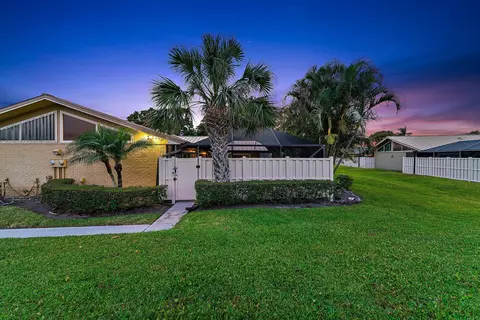 5870 Golden Eagle Cir, Palm Beach Gardens, FL 33418