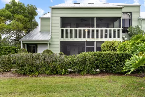 5845 Marina Dr #4, Sebastian, FL 32958