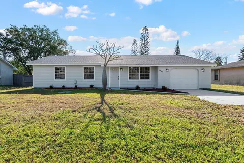 2443 SE Marseille St, Port Saint Lucie, FL 34952