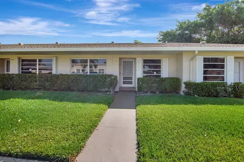 8579 Bella Vista Dr, Boca Raton, FL 33433