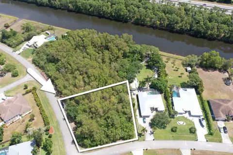 3501 SW Macon Rd, Port Saint Lucie, FL 34953