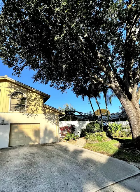 12784 Woodmill Dr, Palm Beach Gardens, FL 33418