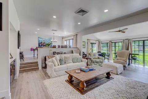 17273 Bay St, Jupiter, FL 33477