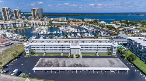 907 Marina Dr #208, North Palm Beach, FL 33408