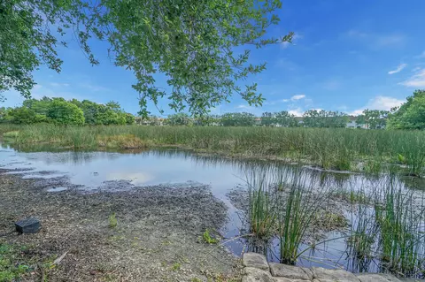 2027 Oakhurst Way SW, Riviera Beach, FL 33404