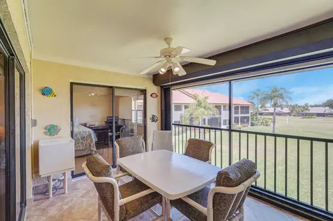 6901 SE Constitution Blvd #203, Hobe Sound, FL 33455