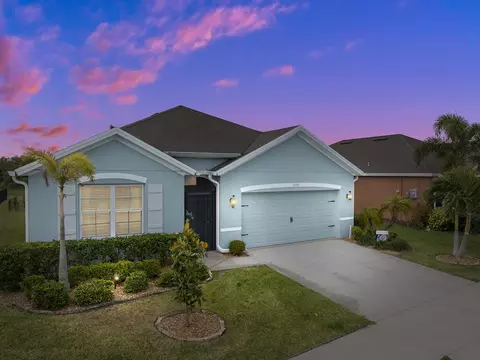 2196 Harwick Cir SW, Vero Beach, FL 32968