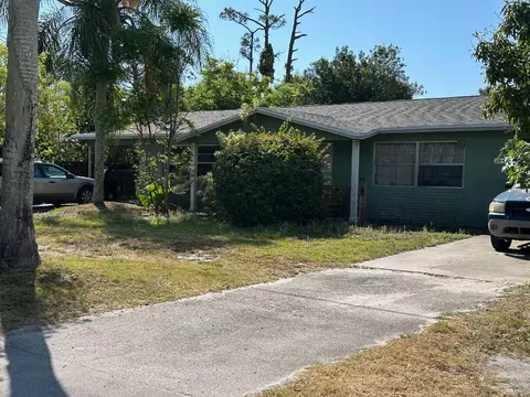 2694 SE Indian St, Stuart, FL 34997