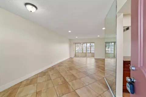 719 Lori Dr #310, Palm Springs, FL 33461