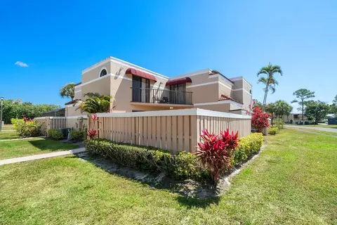3715 Village Drive Dr #C, Delray Beach, FL 33445