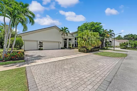 16880 Silver Oak Cir, Delray Beach, FL 33445