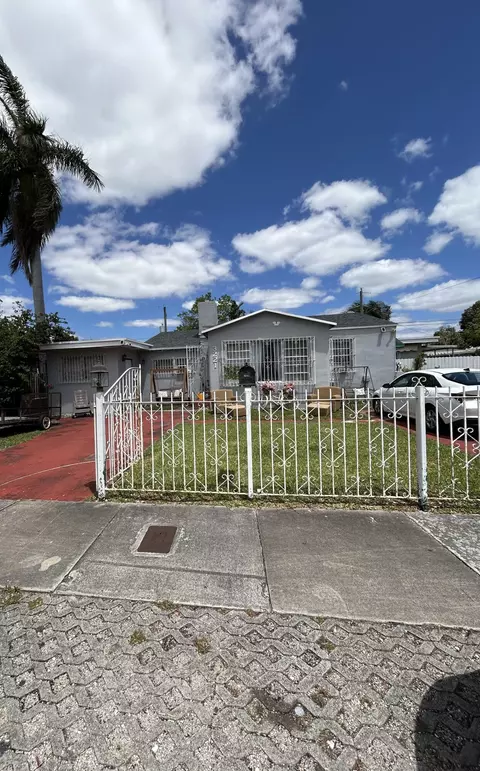 3221 NW 19th St, Miami, FL 33125