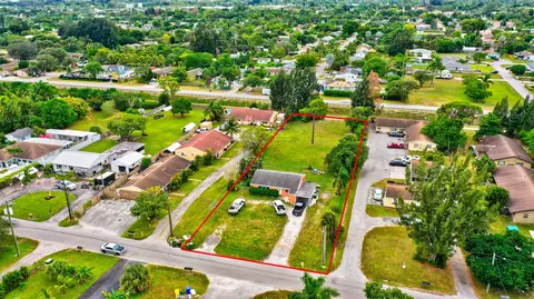 3856 7th Ave N, Palm Springs, FL 33461