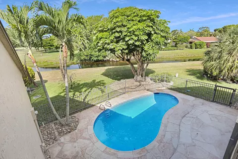 11167 Oakdale Rd, Boynton Beach, FL 33437