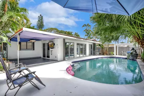 3945 NW 18th Ave, Oakland Park, FL 33309