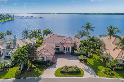 1560 SE Ballantrae Ct, Port Saint Lucie, FL 34952