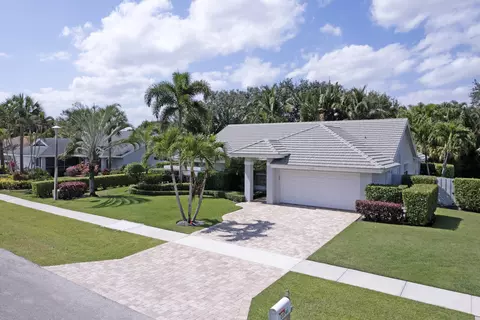 13741 Sheffield St, Wellington, FL 33414