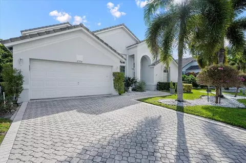 2556 Egret Lake Dr, Greenacres, FL 33413