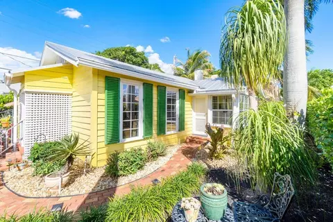 305 Central Dr, West Palm Beach, FL 33405
