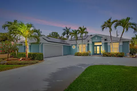 753 SEssex Dr, Port Saint Lucie, FL 34984