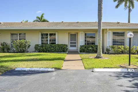 8620 Boca Dr, Boca Raton, FL 33433