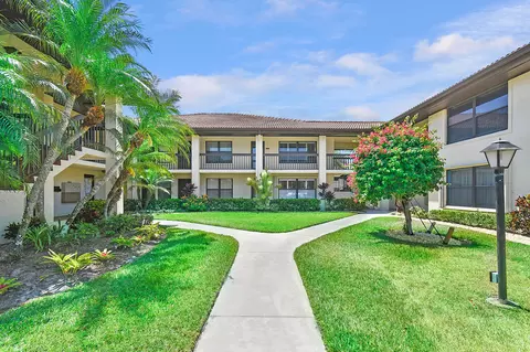 711 SW South River Dr #106, Stuart, FL 34997