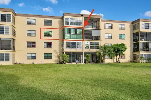 9355 SW 8th St #304, Boca Raton, FL 33428