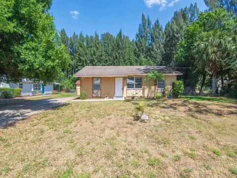2200 84th Ct, Vero Beach, FL 32966