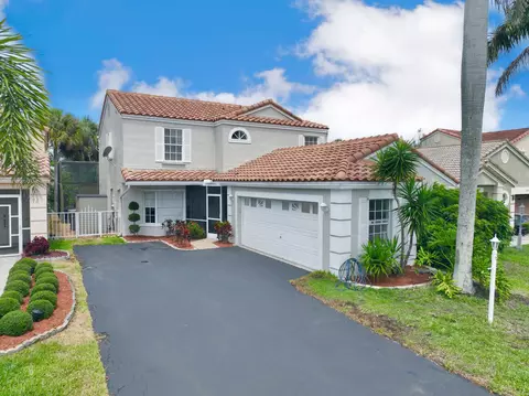 21431 Sawmill Ct, Boca Raton, FL 33498