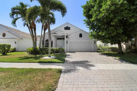 337 Berenger Walk, Royal Palm Beach, FL 33414