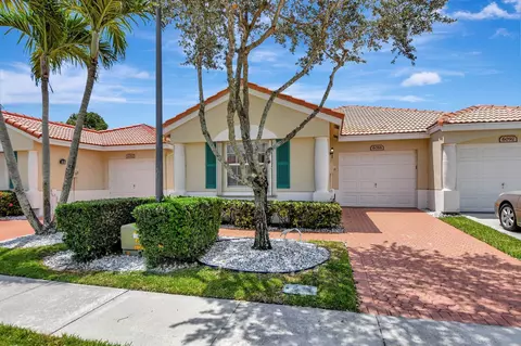 6088 Floral Lakes Dr, Delray Beach, FL 33484