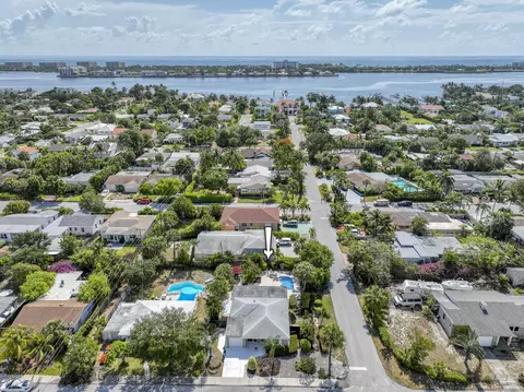 1802 N N St, Lake Worth, FL 33460