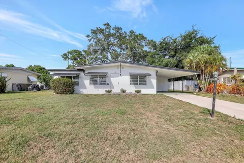 119 E Arbor Ave, Port Saint Lucie, FL 34952