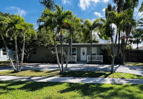 2941 SE Treasure Island Rd, Port Saint Lucie, FL 34952