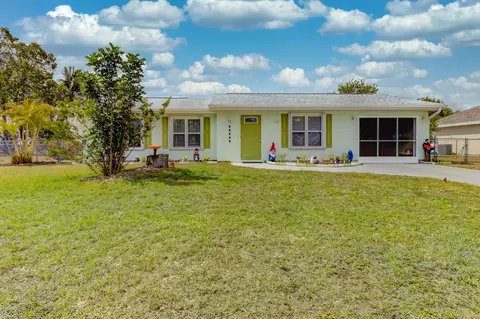 702 SW Bridgeport Dr, Port Saint Lucie, FL 34953