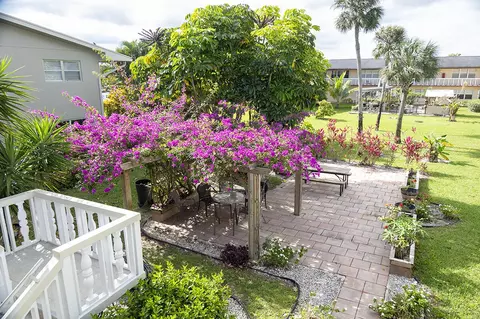 90 Coventry D, West Palm Beach, FL 33417
