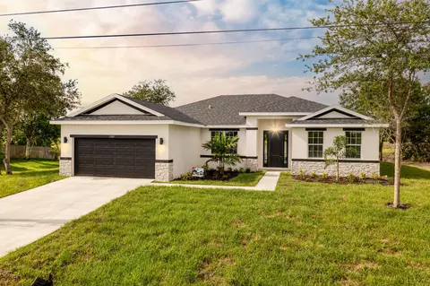 3991 SW Wycoff St, Port Saint Lucie, FL 34953