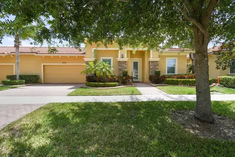 10221 SW Ambrose Way, Port Saint Lucie, FL 34986
