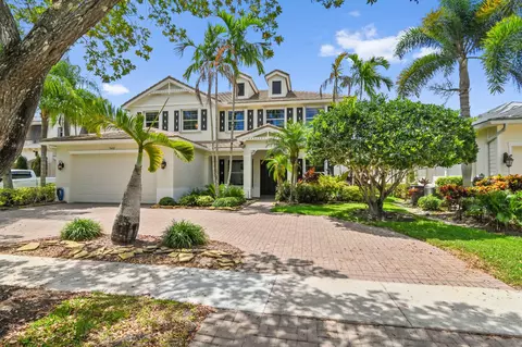 9402 Madewood Ct, Royal Palm Beach, FL 33411