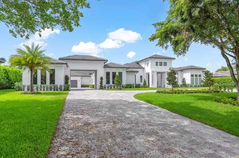 8719 Twin Lake Dr, Boca Raton, FL 33496