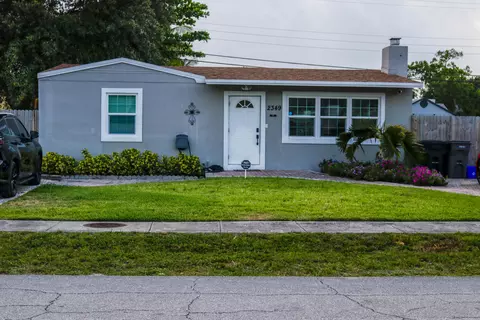 2349 Fairway Dr, West Palm Beach, FL 33409