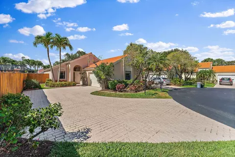 13175 La Lique Ct, Palm Beach Gardens, FL 33410